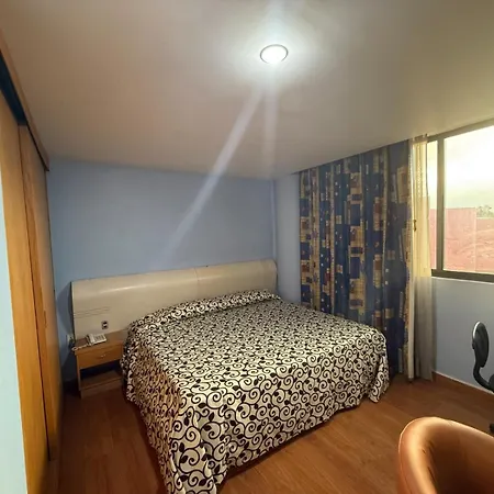 Motel La Flor