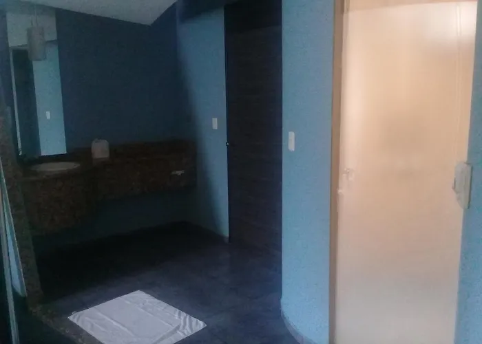 La Flor Hotel 4*