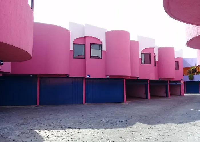 La Flor Hotel